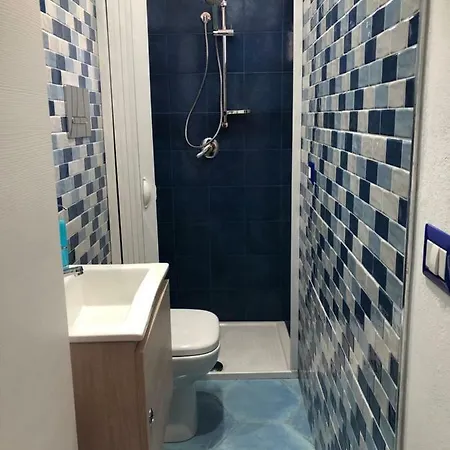 A Due Passi Dal Mare 게스트하우스