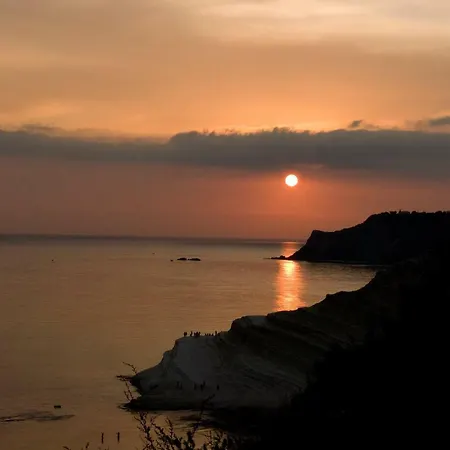 A Due Passi Dal Mare * Realmonte