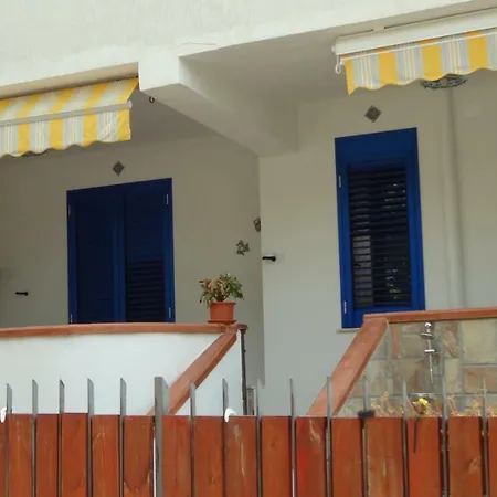 A Due Passi Dal Mare 3* ריאלמונטה