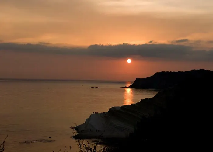 A Due Passi Dal Mare 3* 雷阿尔蒙特